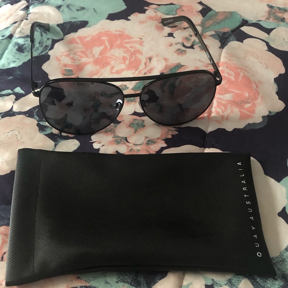 Quay Australia women’s aviator sunglasses Vivienne